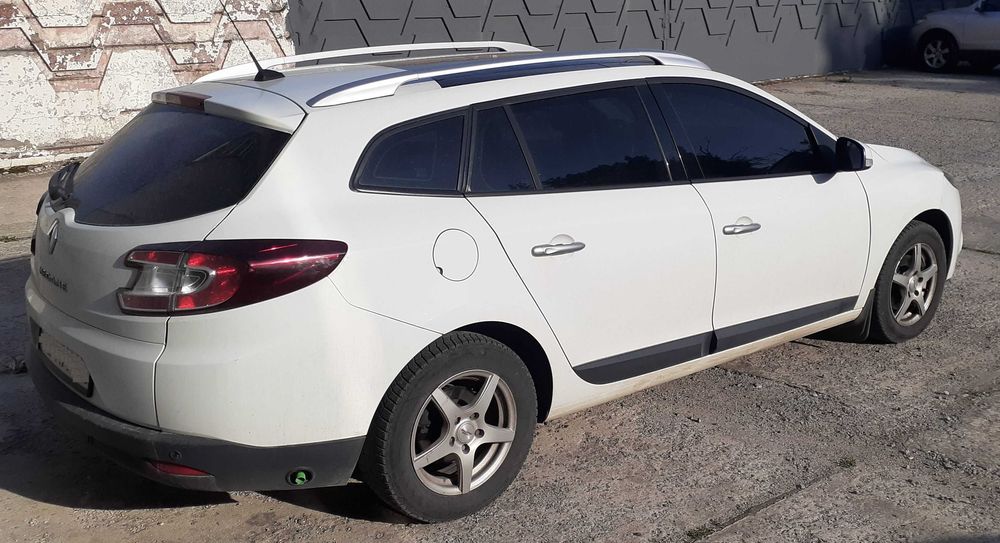 Renault Megane 3 1.6i 16V 6MT
