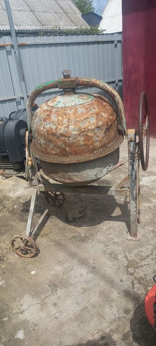 Продам бетономешалка б/у