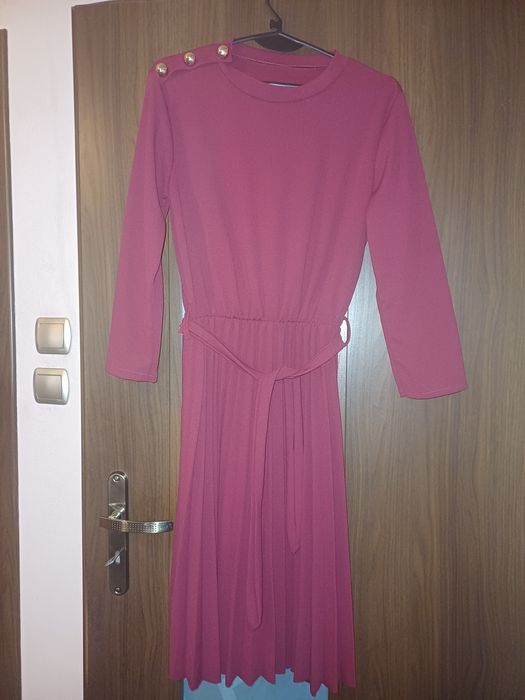 Sukienka solejka bordowa midi 38/40 (M/L) - Moda Włoska