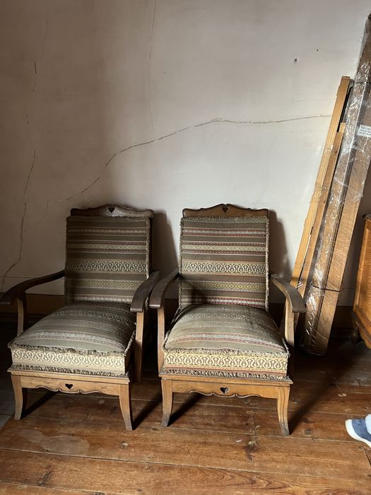 Sofá 3 lug + 2 cadeirões anos 60 para restauro