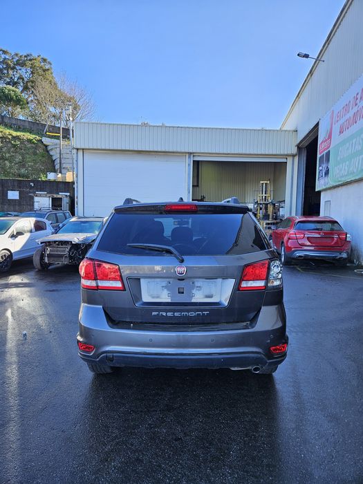 Fiat Freemont 2.0 M-Jet de 2014 para peças