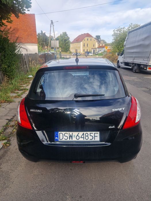 Auto bezwypadkowe oryginał przebieg 100 % Sprawne  4x4 dołączany