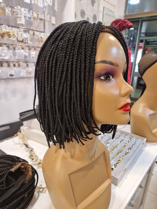 peruca lindamente trançada