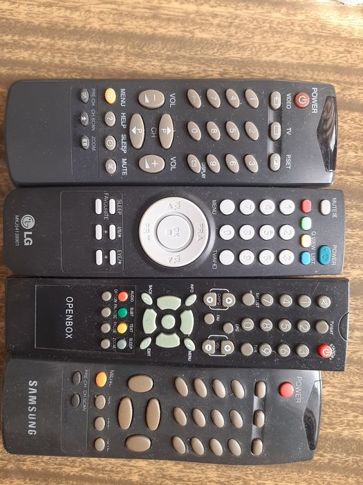 Пульт до телевізора неробочі для ремонту