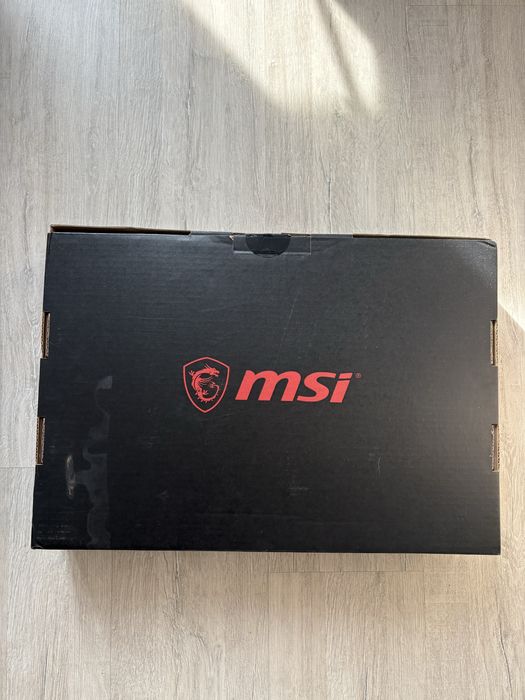 Msi gp63 leopard 8rf gtx1080 16gb