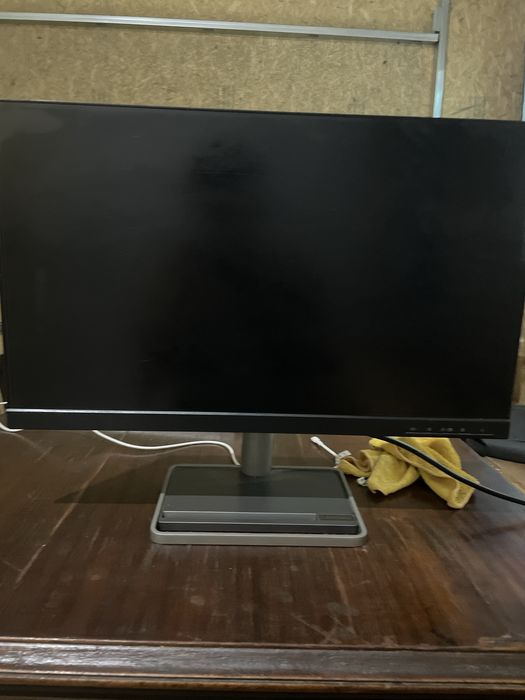 Monitor Lenovo l24i