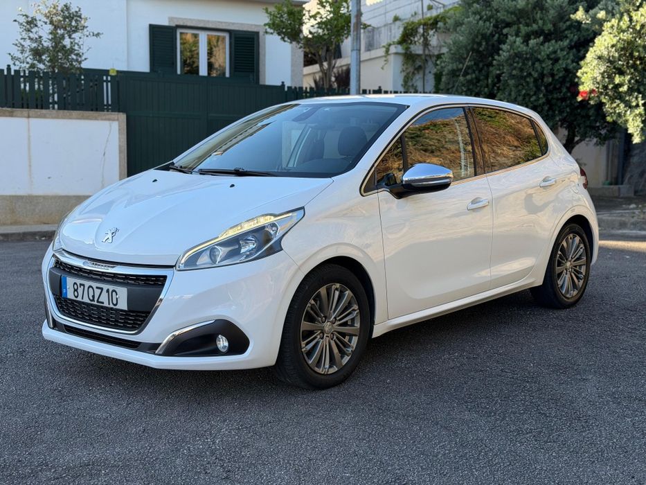 Peugeot 208 allure