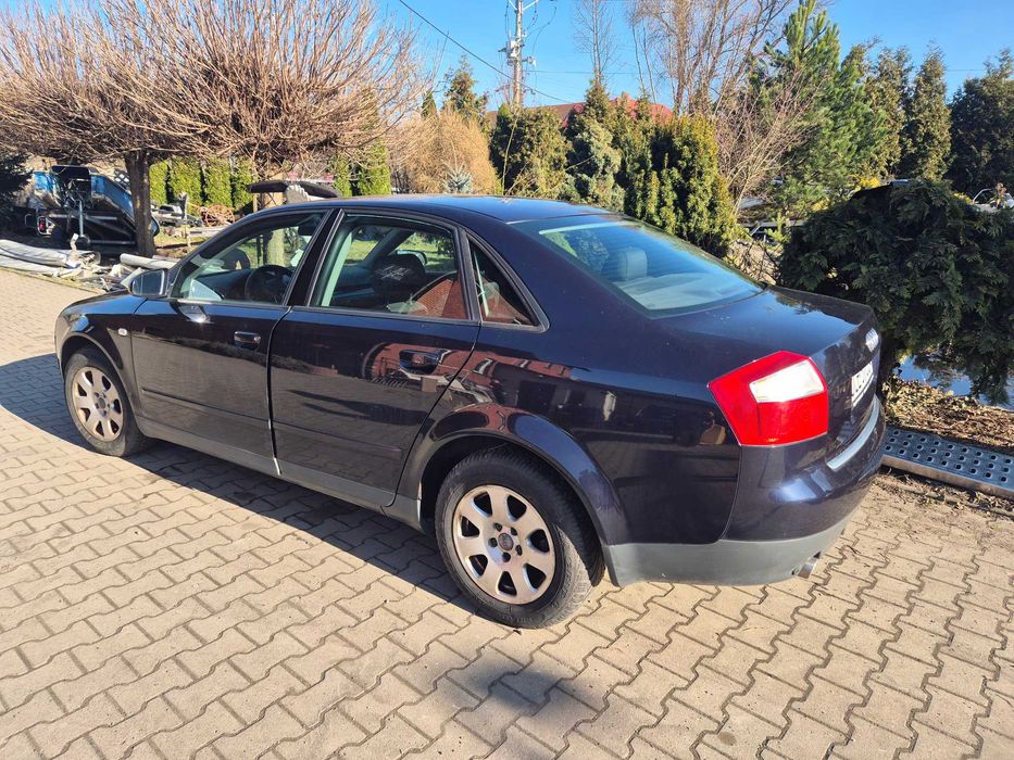 Audi A4 2.0 benzyna , automat , 02r