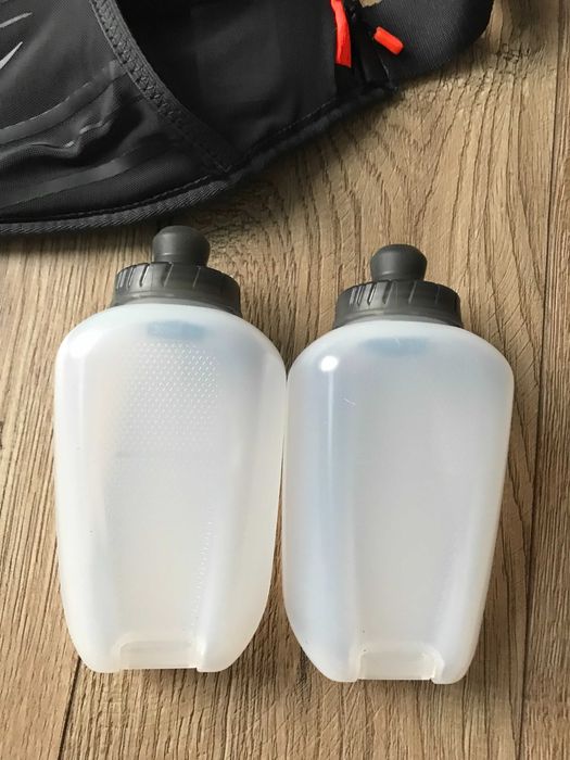 Pas do biegania Nike Race Day + bidony