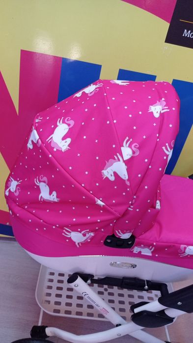 Nowe wózki dla lalek idealne na prezent