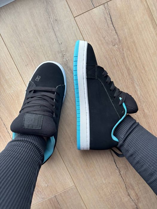 DC Court Graffik Black Blue