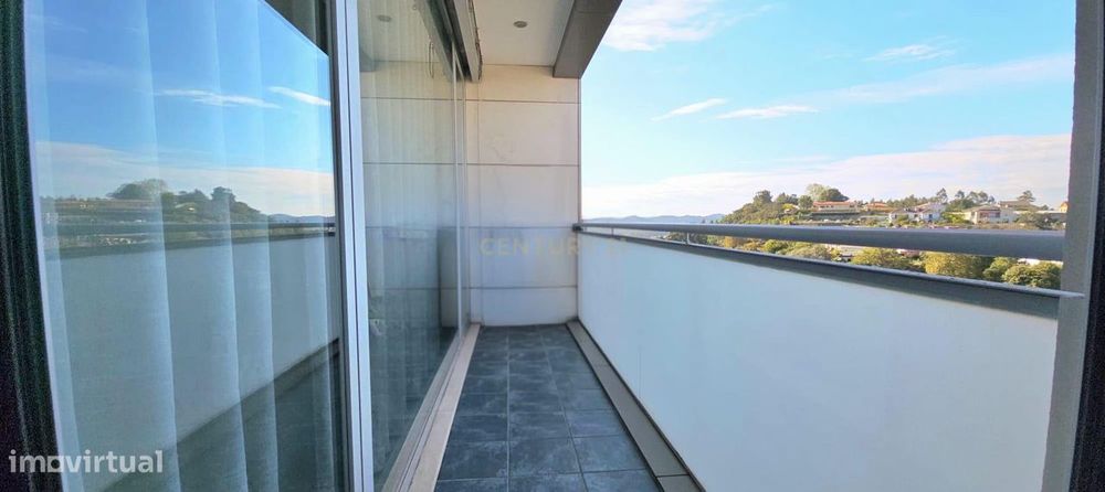 Apartamento T3 de Luxo em Braga – Ferreiros, Zona Nobre