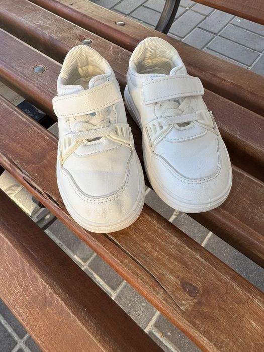 Кросівки 24 устілка 15