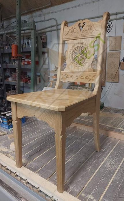 Krzesło dębowe jesionowe  góralskie zakopiańskie drewniane rzeźbione