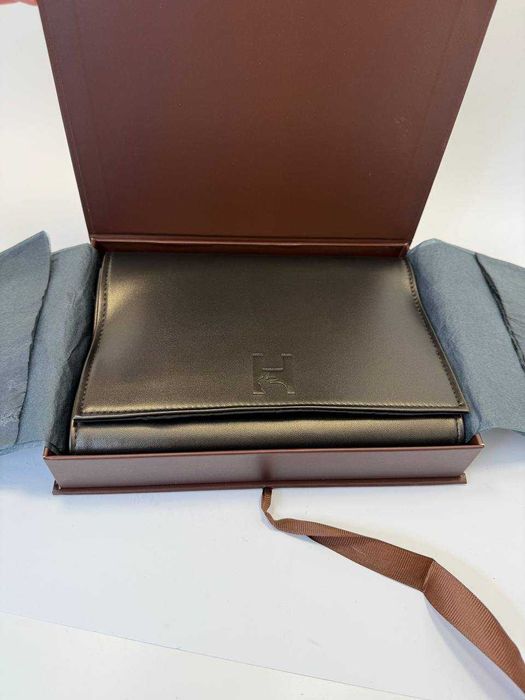 Набор кистей Hourglass vegan travel brush set