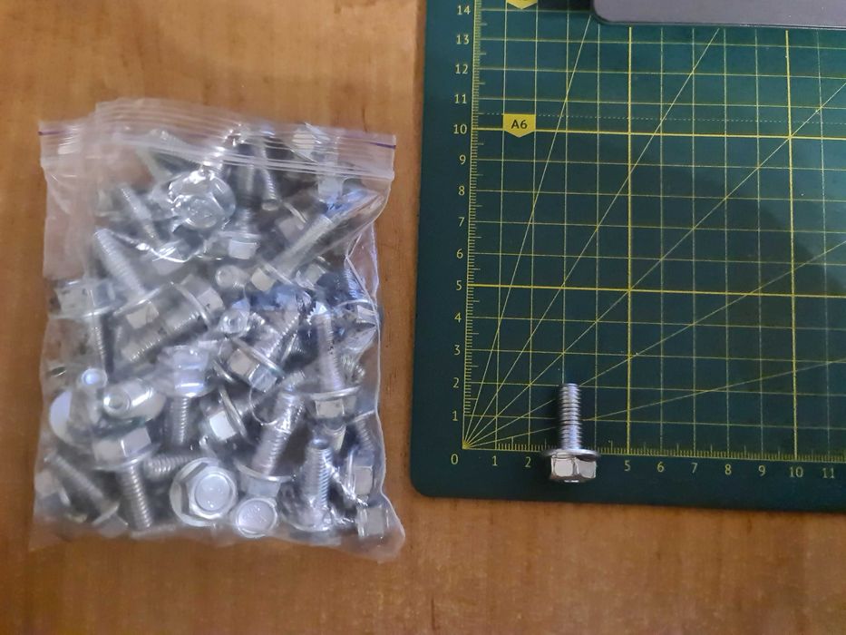 Болт М 8 демонтаж