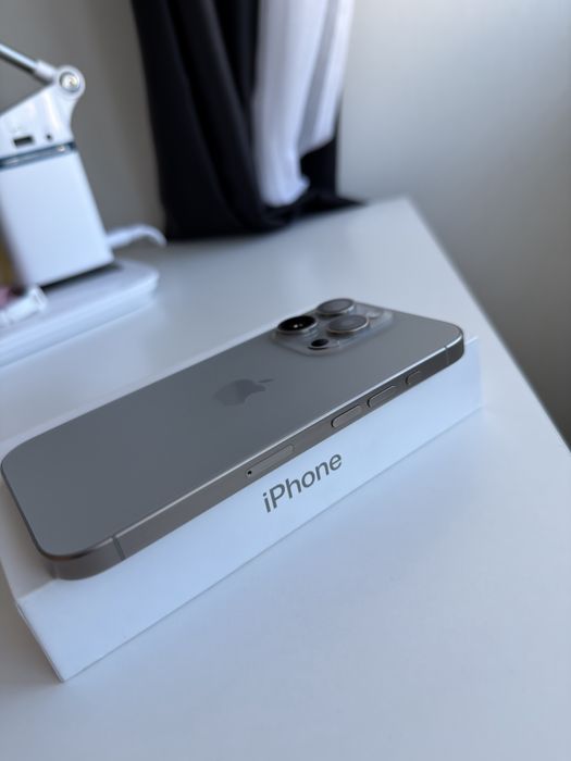 Apple iPhone 15 Pro 256GB Nature Titanium!! Sim+Esim!! 550$