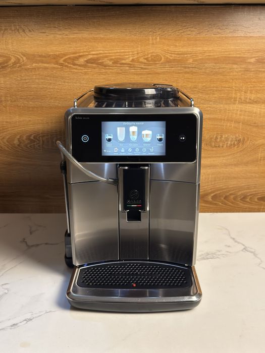 Кавомашина Saeco Xelsis Deluxe з Гарантією !