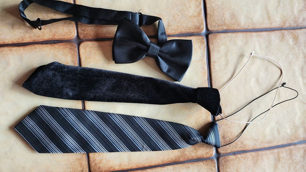 Krawaty i mucha męska