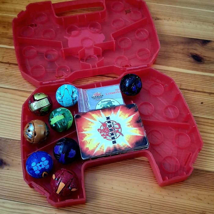 Бакуган / Bakugan / Іграшки / Кейс