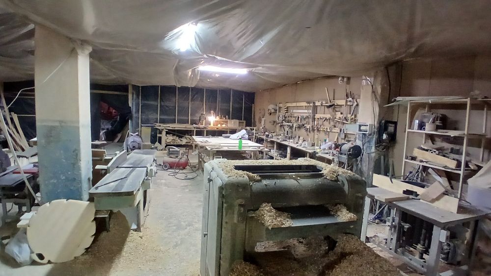 Столярний цех з обладнанням , пилорама в оренду.