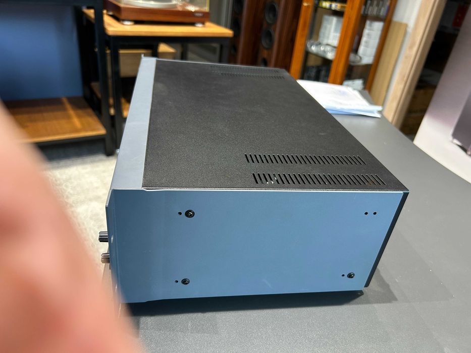 Tascam CD-RW402 Profesjonalny  CD Recorder/Duplikator