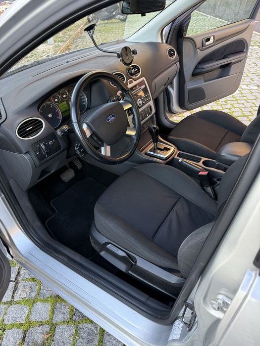 Ford Focus 1.6 TDCi Automático | 154.000 km | Nacional