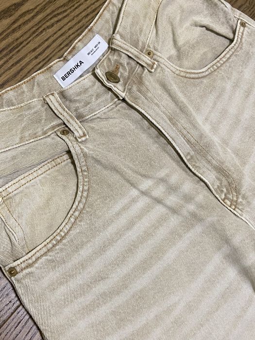 Бермуди, шорти Bershka