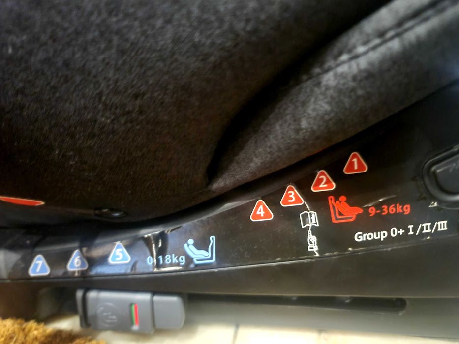 Cadeira auto com isofix e cinto