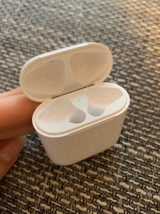 AirPods 2 etui ładujące oryginalne A1602 Apple stan bdb