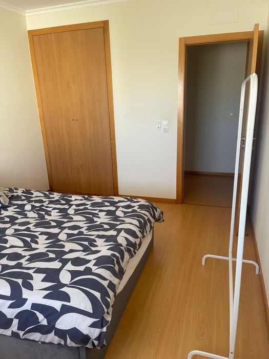 Quarto para arrendar