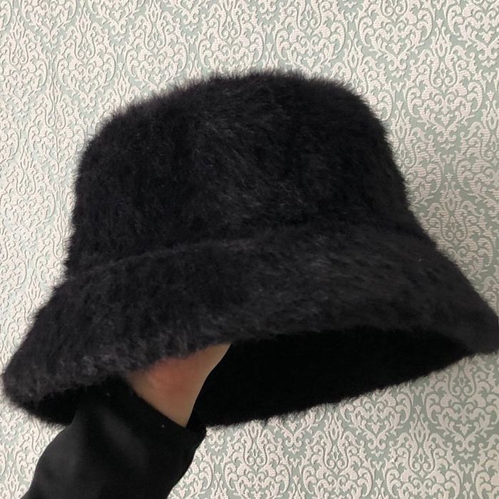 Тепла чорна панамка