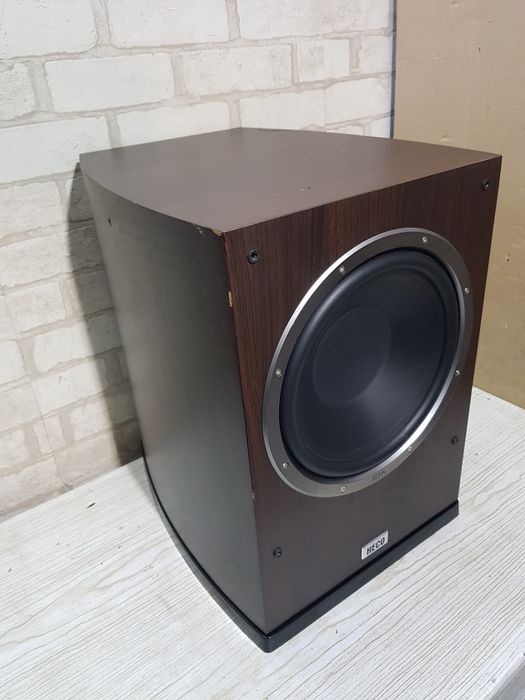 30 Нч, Сабвуфер активний Heco Victa Prime Sub 252 A +2.,  200Вт з Нім