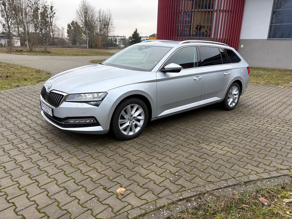 Skoda Superb 2.0d 150k automat, full led ,radar,ambient,virtual ,blis,skóra ,Canton