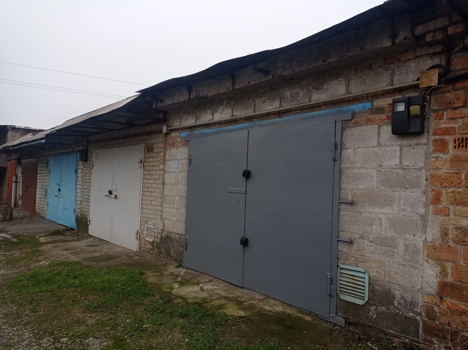 Капитальный гараж, кооператив " Локомотив", ул.Деповская