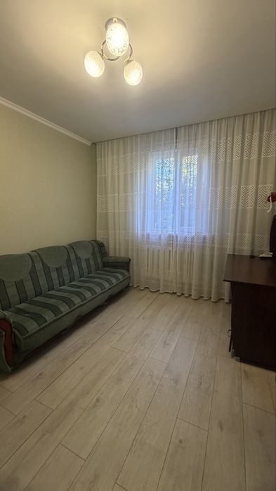 Продж будинку вулиця шкільна