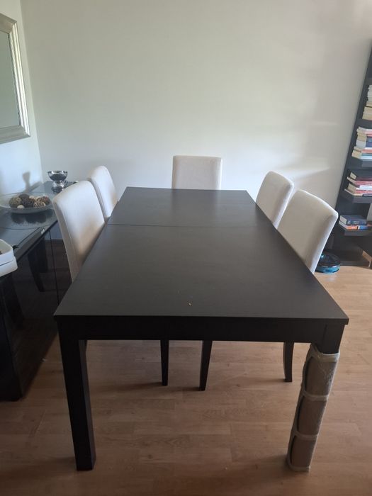 Mesa IKEA em muito bom estado