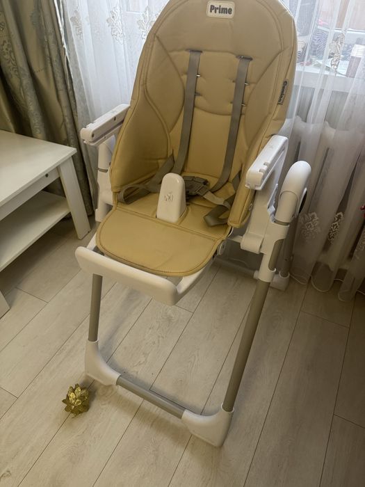 Продам стільчик для годування