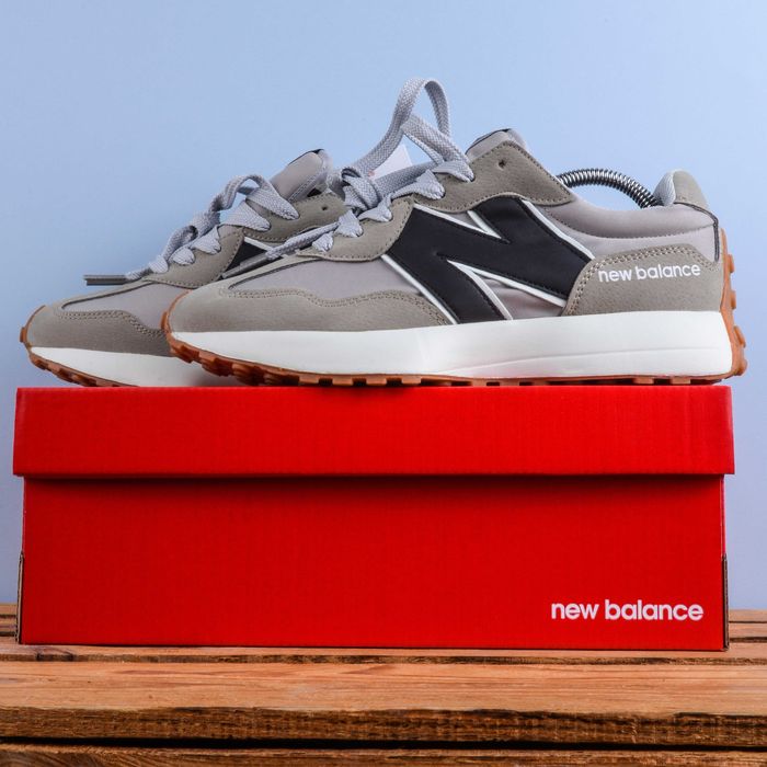 (1866) Чоловічі Кросівки New Balance 327 сірі з чорною N (41-46) nb нб