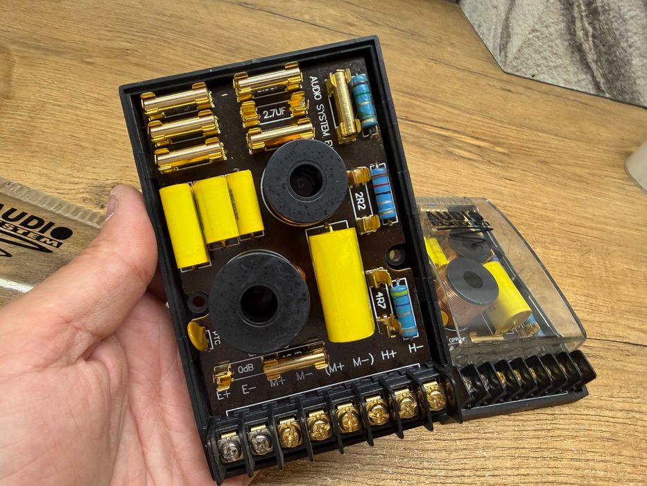 zwrotnice samochodowe car audio audio system fwx 2 woofery na strone