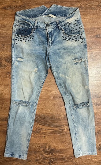 Jasne spodnie Di’she Jeans Milano dziury przetarcia dżety boyfriend M