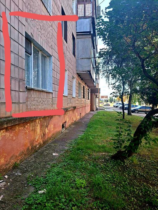 Квартира Під КОМЕРЦІЮ 1 ПОВЕРХ по вул. Переяслівська