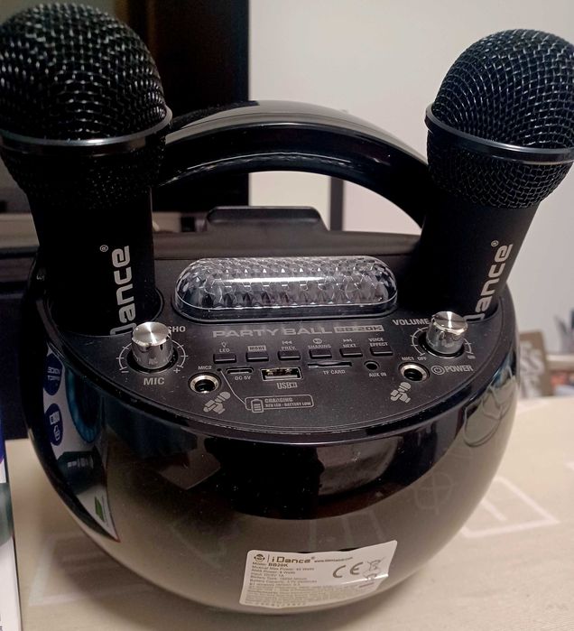 Máquina Karaoke Portátil 2 Micros