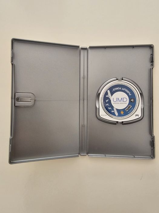 Jogo Pursuit Force para PSP