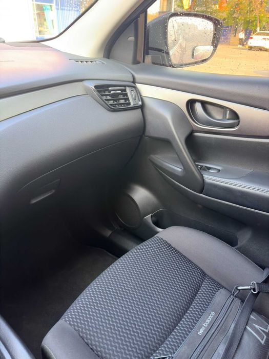 Nissan Rogue Sport 2018 VIN JN1BJ1CP0KW220293 фото оголошення 7 з 17