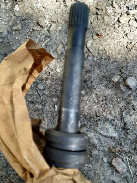 Полуось задняя новая