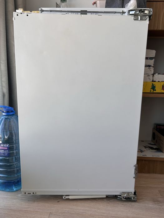 Морозильна камера вбудована