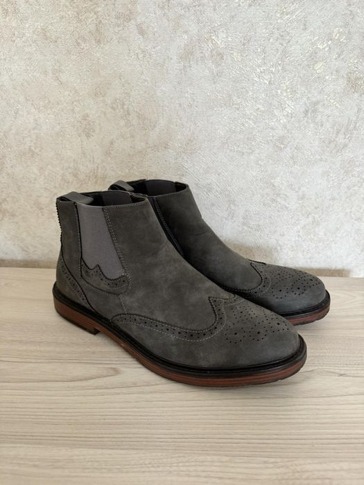 Ботінки черевики челсі