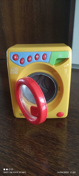 Máquina de lavar e tábua de passar com ferro - brinquedos