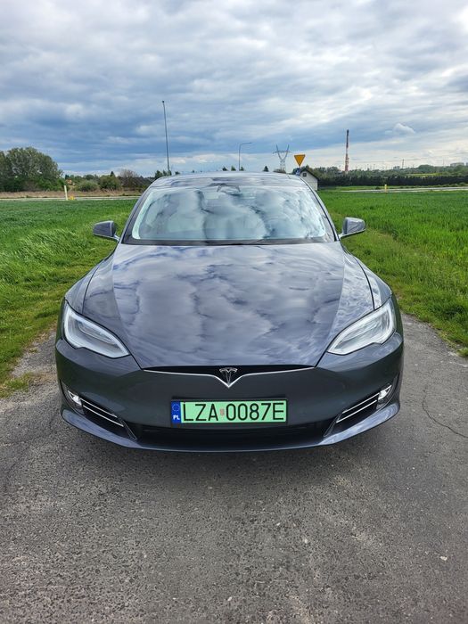 Tesla S 100d Szwajcaria